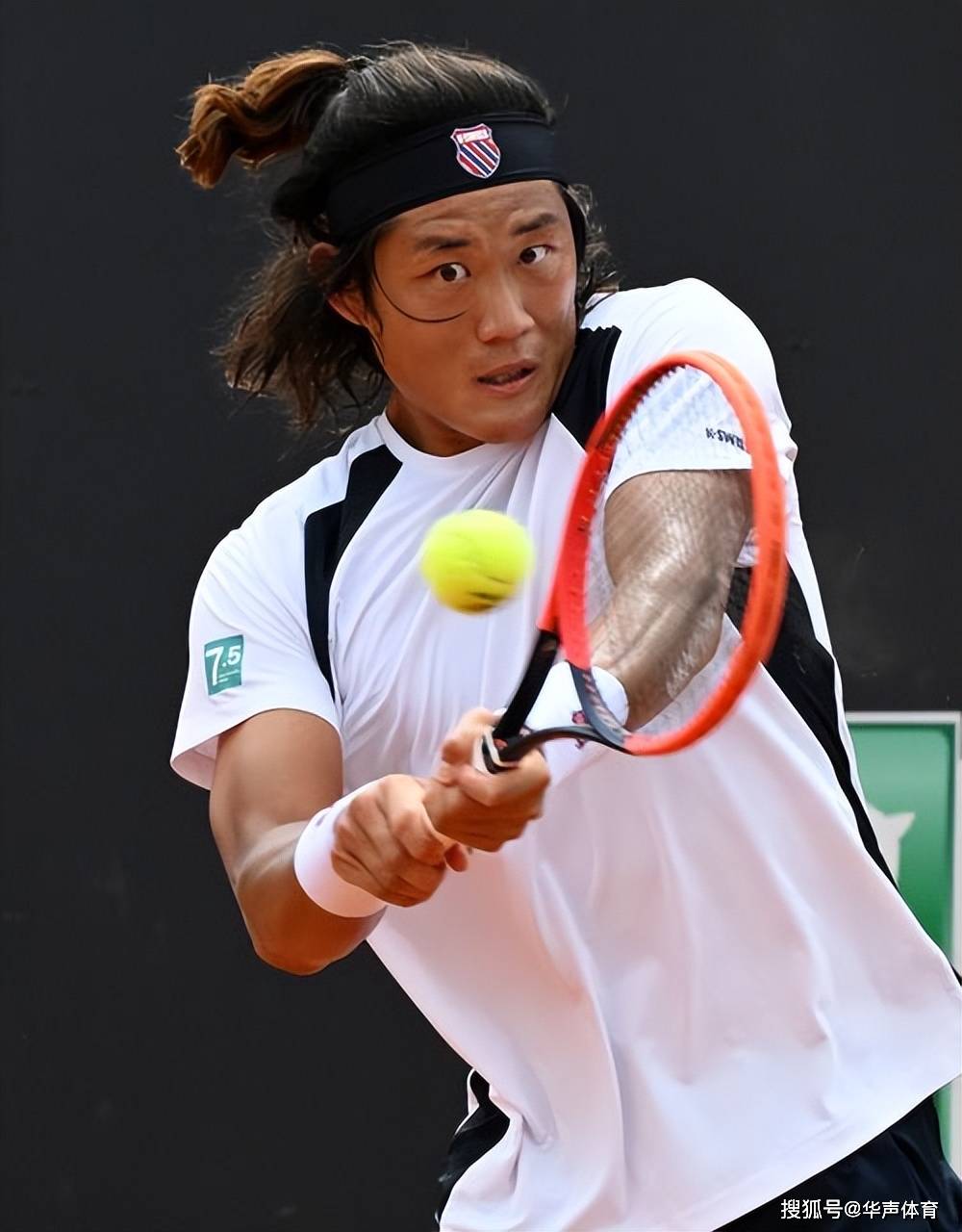 棋牌游戏-广东赛场创意大幕：东热峰会八强决赛吸引全国关注(沙盘比赛视频)